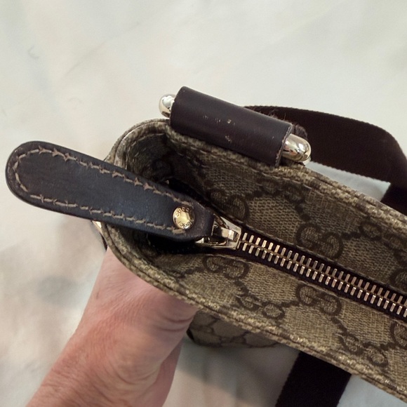 Gucci Brown Logo Messenger Crossbody Bag - Picture 13 of 13